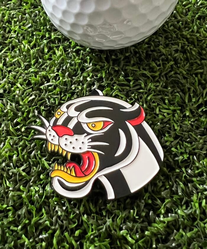 Golfball Marker Panther Old School Tattoo Design