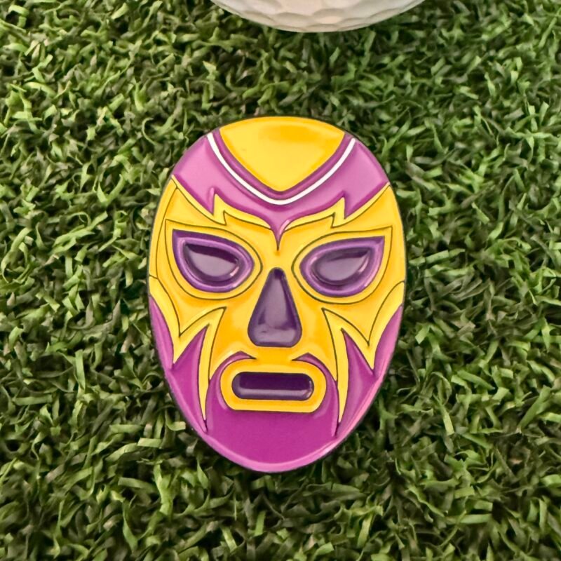 luchador golfball marker